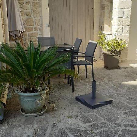 Ma Petite Maison Dans..... Maussane-les-Alpilles Exterior photo